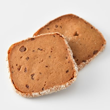 2枚入りリッチフレーバークッキー（カフェショコラ）のサムネイル画像